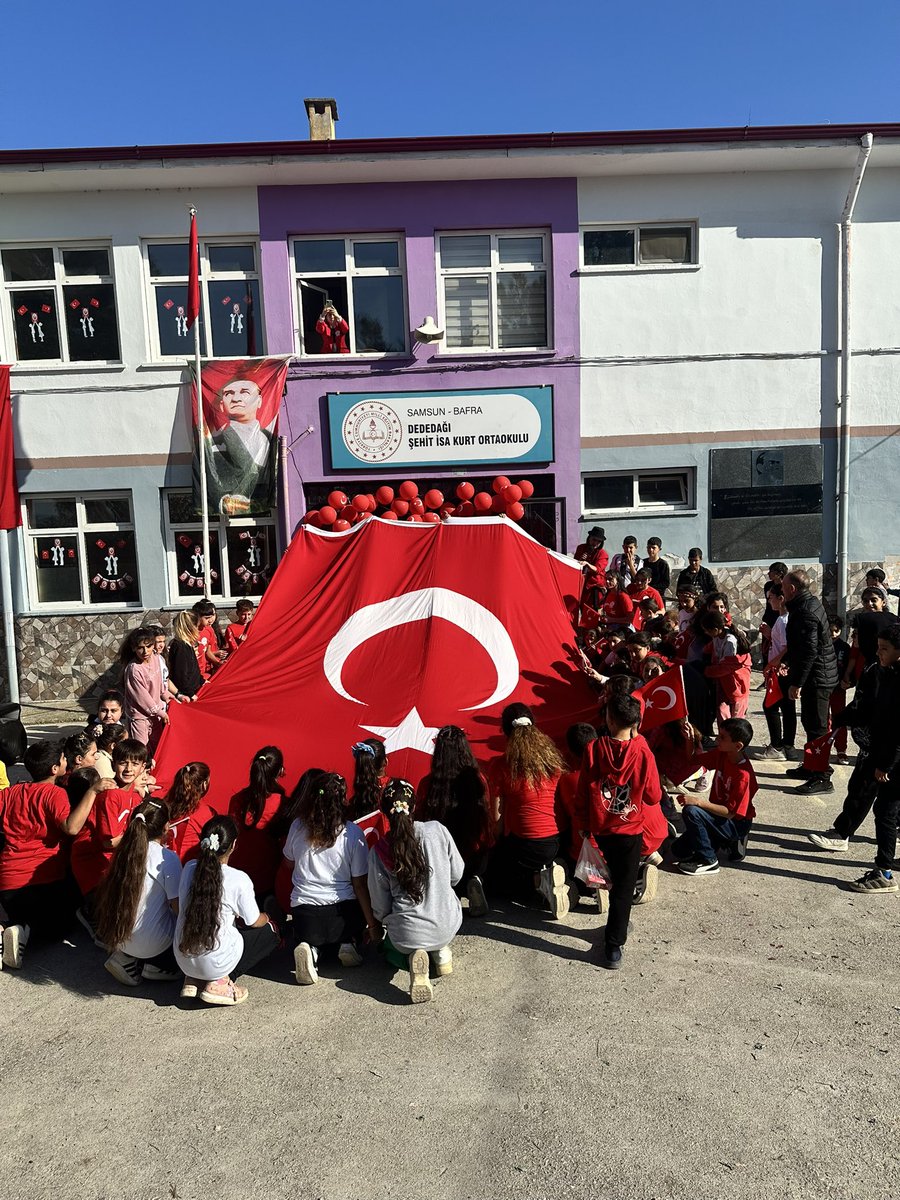 dededagiortaok1's tweet photo. Yaşasın Cumhuriyet 🇹🇷🇹🇷
29 Ekim Cumhuriyet Bayramı okulumuzda coşkuyla kutlandı 🇹🇷
@bafra_mem https://t.co/Bl4nsgtluB