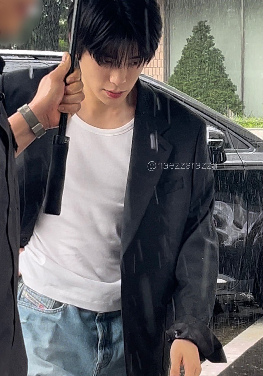 samsik0806's tweet photo. 출근도 영화처럼 하는 https://t.co/lg6UPrvA9G