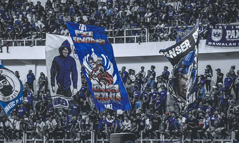 soloposdotcom's tweet photo. Memanas! Yoyok Sukawi Laporkan Ketua Suporter PSIS atas Pencemaran Nama Baik https://t.co/TFUIdC5A1O https://t.co/IGNUGNjxgh