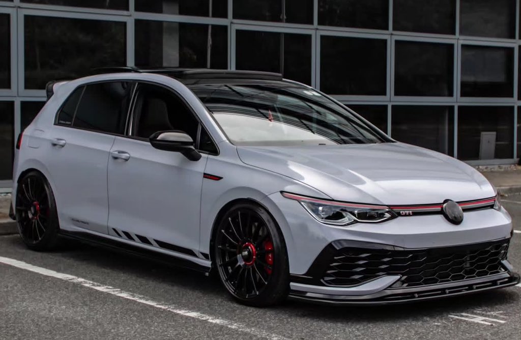 carpxrnpicx's tweet photo. Golf 8 GTI Clubsport https://t.co/aKi9DIi7gK