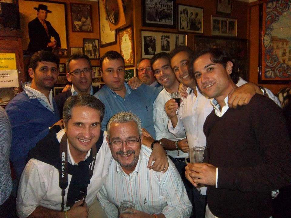 mst1953's tweet photo. Año 2012 en el Quitapesares
#Armaos
#NosotrosALoNuestro
#DeMacarenasManeras
@joaquingbcentu @joaquinjmg
#EstampasDeAyer https://t.co/eRMHmhtulL
