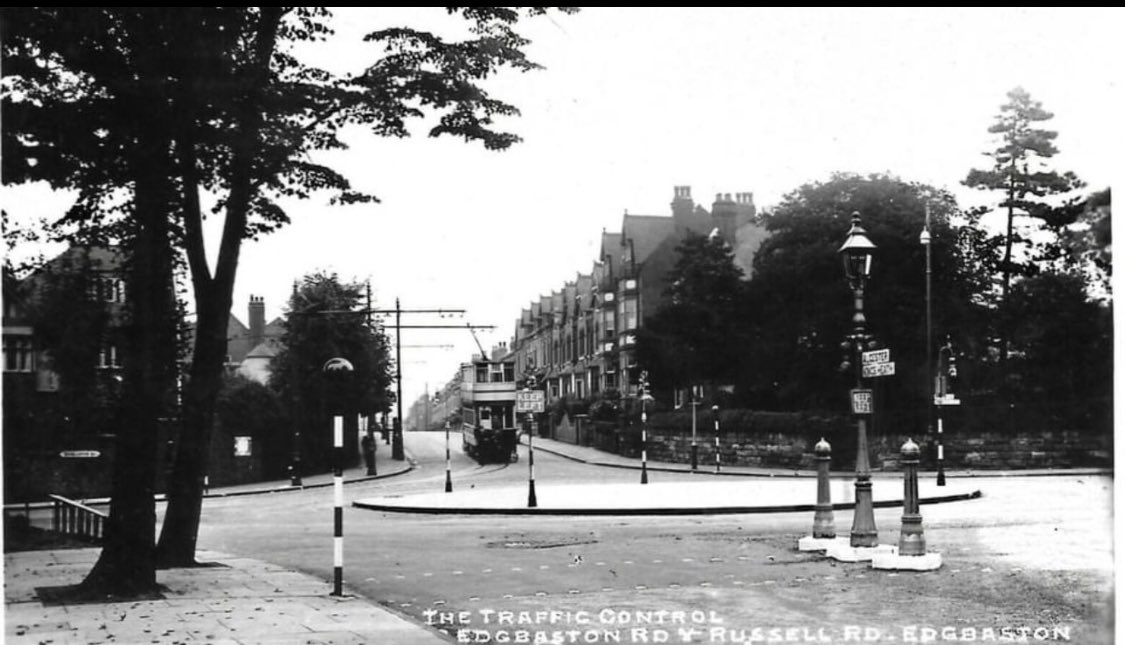 cannonhillpark's tweet photo. @TheIronRoom @LibraryofBham Birmingham City Transport south east trams to work from 1930’s Willows Rd Balsall Heath B12 linked  Cannon Hill Neighbourhood to Moor St Digbeth Station or back for a night out to the Pallas de Dance https://t.co/5G2UZvOlhB MetroAllisnce Trams network history 29 Oct 2924 https://t.co/p7Hm5S0y8e