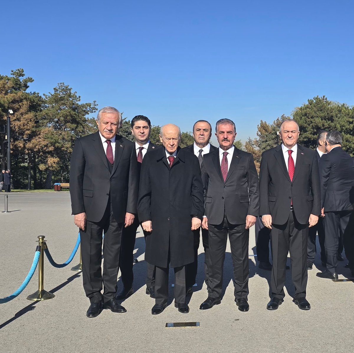 MHP_Bilgi's tweet photo. Genel Başkanımız Sayın Devlet BAHÇELİ, Anıtkabir'de düzenlenen 29 Ekim Cumhuriyet Bayramı törenine katıldı. https://t.co/PQQts6scW6