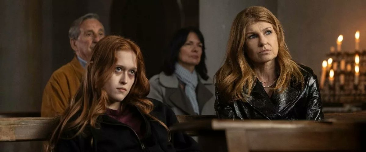 Movieaven's tweet image. Here After Review: Connie Britton shines in an otherwise clichéd supernatural thriller filled with eerie kids, trauma, and Catholic imagery. Britton’s Claire anchors this familiar tale of family tension and faith, but the scares are repetitive and lack impact.

#HereAfter