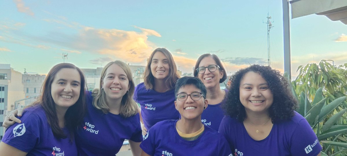 ¡En nuestra quedada de mentoras de octubre! 🌟 La semana pasada nos reunimos, dimos la bienvenida a una nueva mentora y revisamos planes emocionantes para el próximo año. ¡Seguimos creciendo juntas! 💪🏼👩‍🏫 #Mentoras #Impulsamos #Mentorizamos #Apoyamos