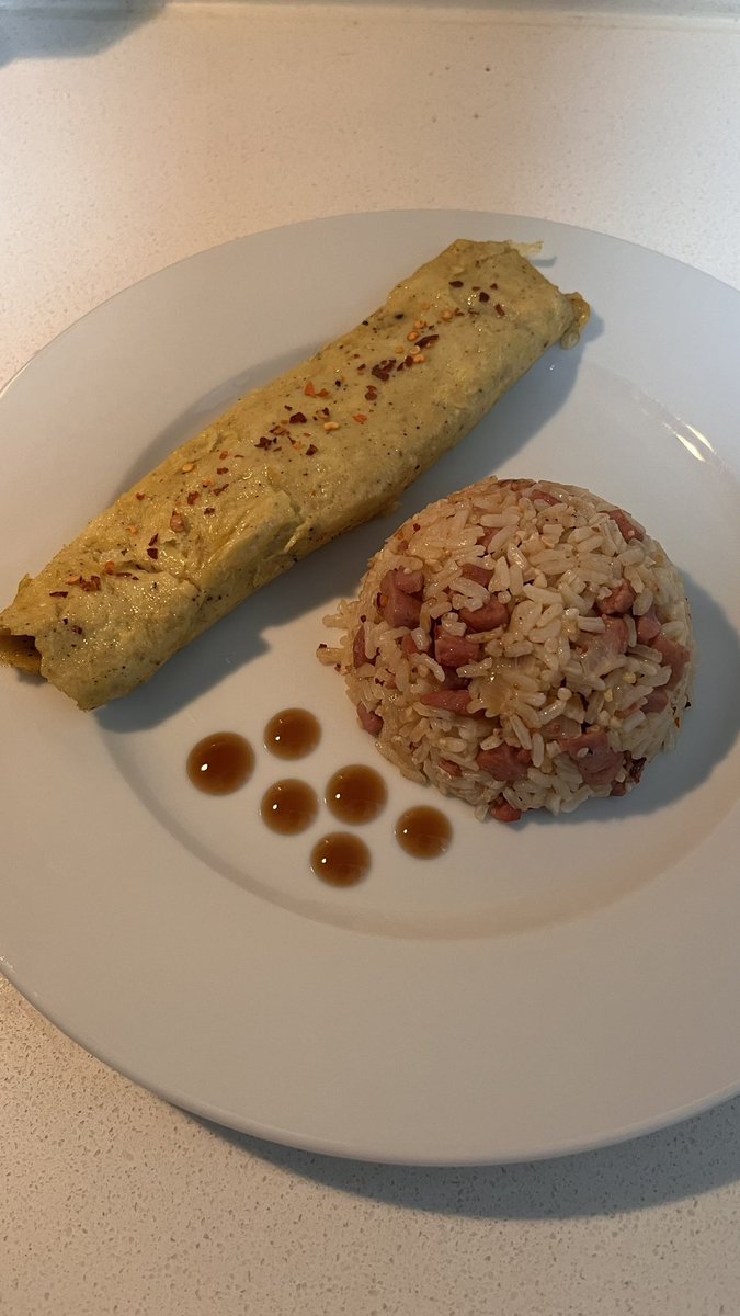 GeneGarrett_'s tweet photo. Spam Fried Rice w/ French Omelette🔥🔥 https://t.co/TmZj5UlOmZ