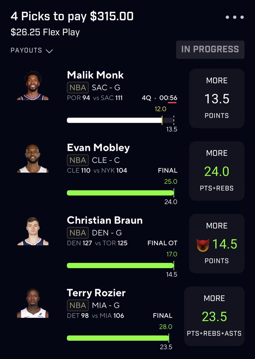 BrandonMMedrano's tweet photo. @AhmadMonk bruh, you couldn’t get 2 more points? https://t.co/cMNjQbhACx