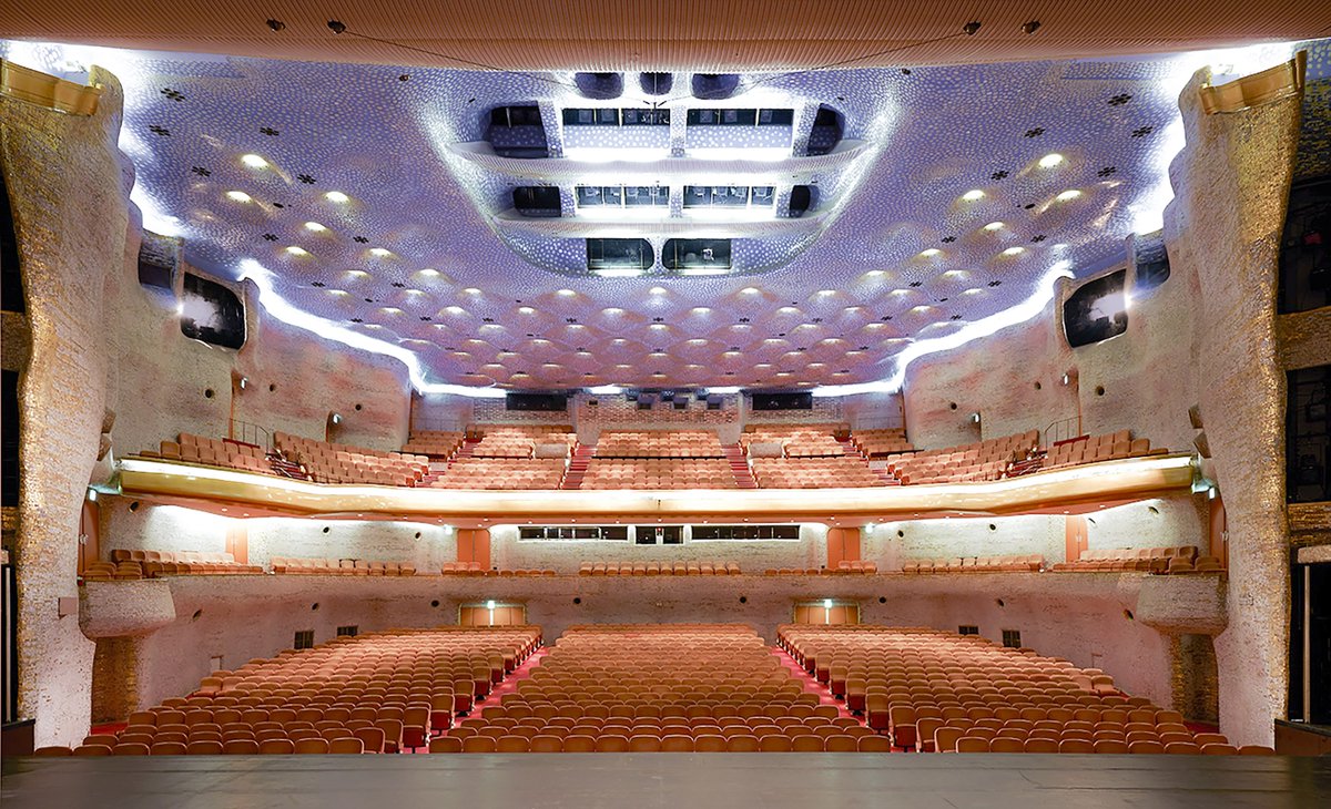 日生劇場 tweet media