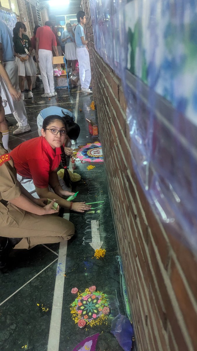 "Middle Stage, Ahlcon International School, brings festive spirit alive with vibrant decorations celebrating 🪔 Diwali 🎇! Creativity, teamwork, and tradition blend as students craft a beautiful, radiant space for the festival of lights. #HappyDiwali #StudentArt"