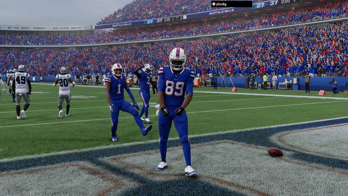 1stdownBills's tweet photo. 1stDown Debut 
9 interception from the defense 💪🏾💪🏾 https://t.co/SBY7HCHsdP