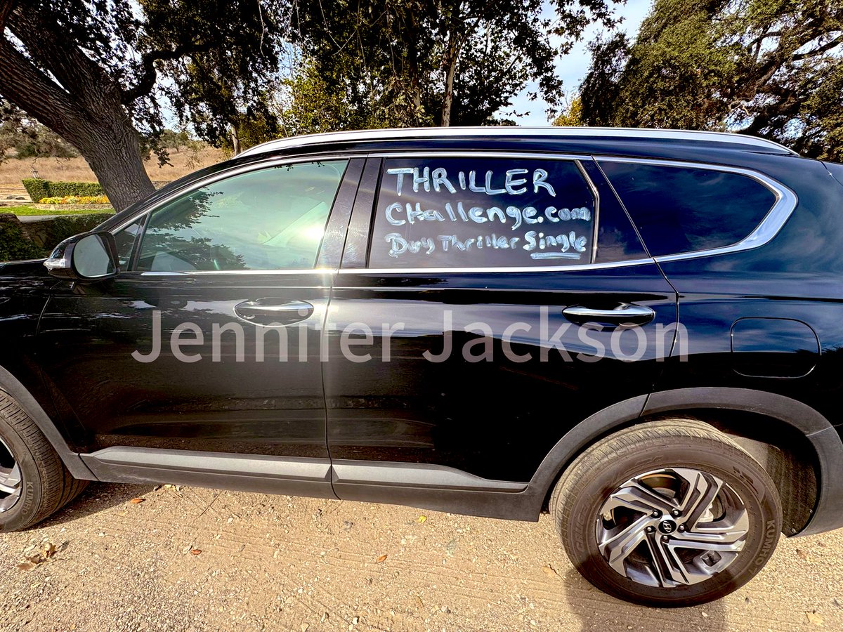 LuvInvincible's tweet image. Here we goooo #StreetSquad for #ThrillerChallenge2024 in full effect while on my trip to Los Angeles CA

1: Thriller wall
      Where the dance break was filmed 

2: Neverland Ranch
     
3: Driving around town during our entire stay

4: Visited Michael’s resting place