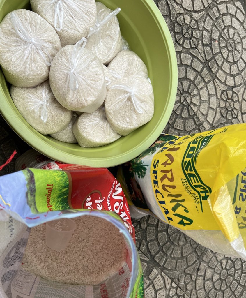 litolbobohu's tweet image. currently repacking rice for batangueños affected by the typhoon. we prepared some sandwiches and drinking water as well. 

#BangonBatangas 
#BatangasNeedsHelp