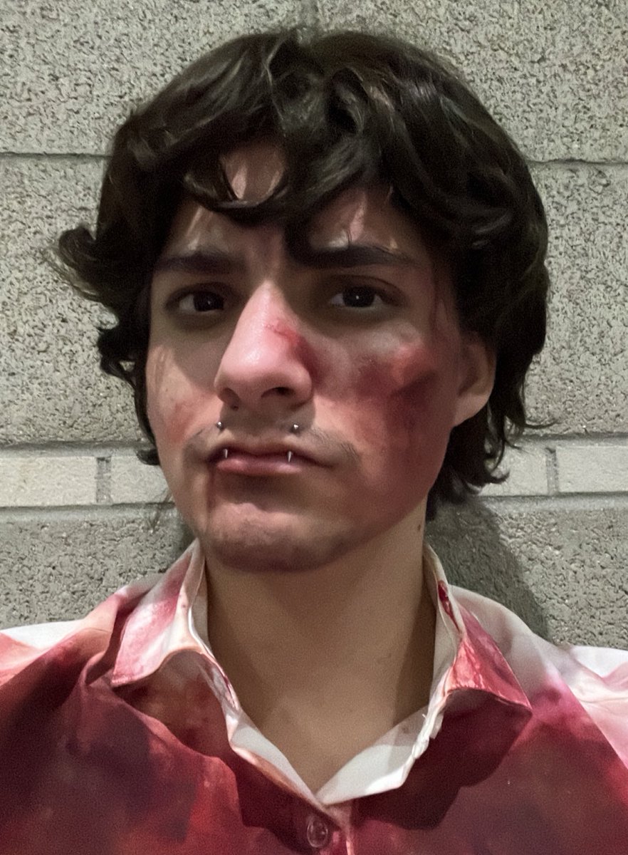 minormends's tweet image. this was from 2023, but what a difference from my last attempt at will graham. T sure works wonders! maybe’ll do it again this year… #FannibalFamily #WillGraham #Hannibal @BryanFuller