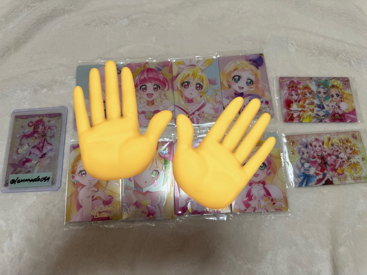 lemonade054's tweet photo. @n2_O_O @no_TL はじめまして、検索より失礼いたします。
当方画像のカードを所持しているのですがブロッサム,マリン,ニャミー,ハートと4:4での交換は可能でしょうか？ご検討よろしくお願いいたします。 https://t.co/BjTCqbuamn