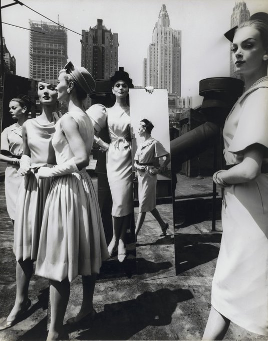 MoMA_pics's tweet photo. Evelyn, Isabella, Nina and Mirrors, New York https://t.co/QhRJ4bDKhV https://t.co/irLNGdHq83