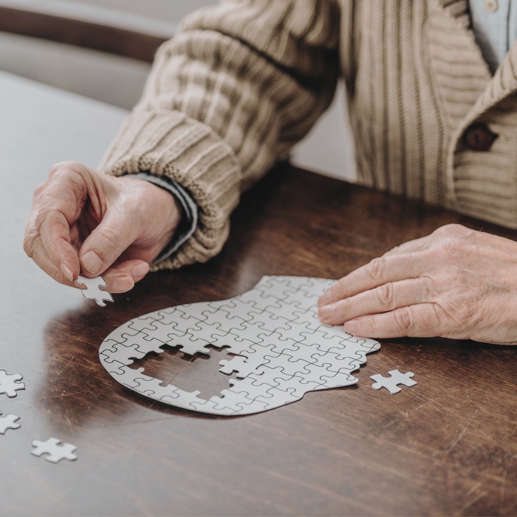 How can we enhance and preserve memory naturally using a holistic approach, including Yoga practices, diet, sleep plus other factors?
Join Dr. Shirley Telles, medical doctor, neuroscientist and the world's leading Yoga researcher in her latest workshop. yogatherapyinstitute.com.au/events/how-to-…