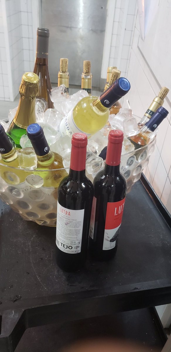 WineConnectionH's tweet photo. Portugal  has best wine https://t.co/umO5zcwjyx