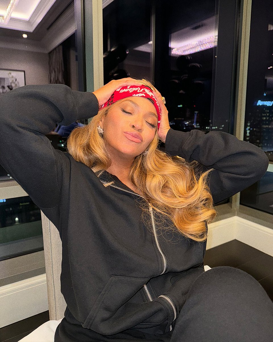 BEYONCÉ