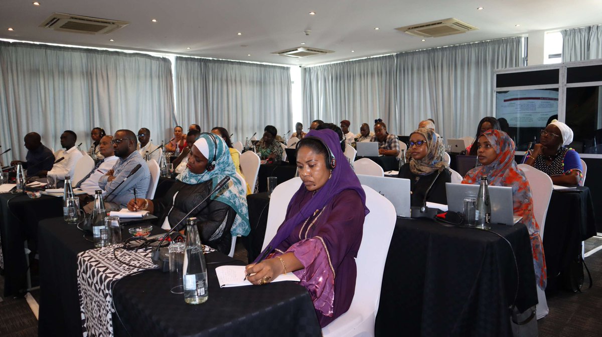 AfricaCDC's tweet photo. Reducing maternal mortality remains a priority as @AfricaCDC kicks off an intensive 5-day training in Emergency Obstetric &amp; Newborn Care in Mombasa, #Kenya. Facilitators trained by @AfricaCDC are now empowering others, spreading essential skills across regions for lasting impact. https://t.co/shJcMz7GAC