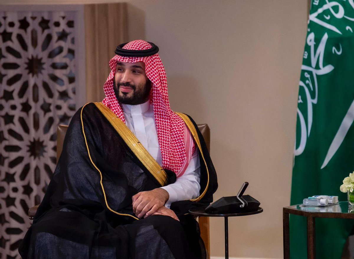 alsaud1ksa's tweet photo. ١٢ - تواجد #ولي_العهد
في ثلاث قارات خلال ١٠ أيام
يعمل بلا كلل ولا ملل
التقى واستقبل وزار واشرف ووجه
وعينه على الجميع 
همه الأول الوطن والمواطن وتقدم 
بلاده ونهضتها في كل المجالات
وأمته العربية والإسلامية ..
نسأل الله ان يحفظه ويطيل عمره 
ويبارك فيه ويزيده ويسدد خطاه 💚🇸🇦 https://t.co/igmNU51hdt