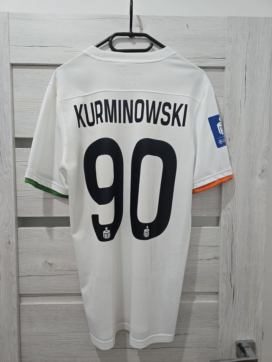 99.Sezon 2024/25
Dawid Kurminowski9️⃣0️⃣
Prod.Nike 
Koszulka pochodzi z meczu <a href="/ZaglebieLubin/">Zagłębie Lubin</a>🇨🇮 vs. <a href="/LechPoznan/">Lech Poznań</a> 17.08.24r. (0:1) przekazana po meczu przez samego piłkarza .
Koszulka nie jest na wymianę.
#TwitterZL