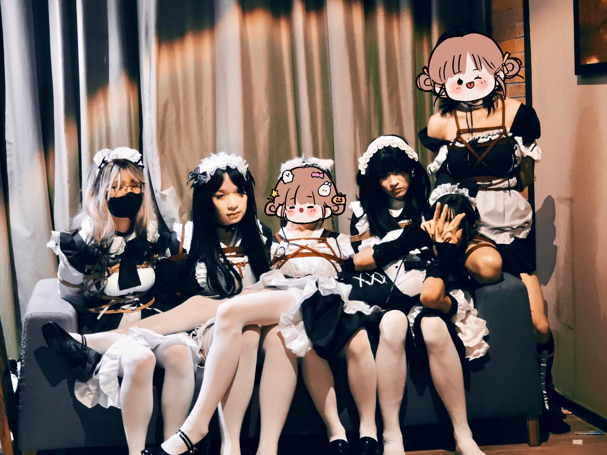 道歉声明∶这几天拖更，是因为主包缺钱去女仆绳奴咖啡厅打工了

员工名单∶
女仆长@CD_taoyan 
女仆奴
<a href="/lngyto14/">鹿与狼</a> <a href="/lsp94408981/">双双</a> <a href="/ychngQvQ/">夜城YECHEL</a> @love66979145 

🪢<a href="/ychngQvQ/">夜城YECHEL</a> @CD_taoyan <a href="/sanqianskills/">三千</a> <a href="/SZ_Yzili/">呆JIO布</a> 
📷<a href="/SZ_Yzili/">呆JIO布</a>