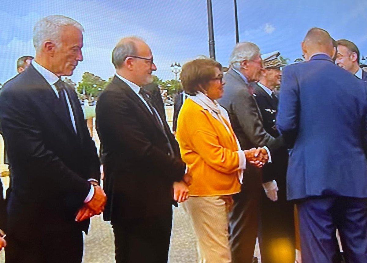 Patrick Martin (@patrickmartin_1) on Twitter photo Très honoré de faire partie de la délégation du Président <a href="/EmmanuelMacron/">Emmanuel Macron</a> a l’occasion de la visite d Etat au Maroc 🇲🇦. La signature d’un partenariat d’exception renforcé marque l’ambition commune de nos deux pays notamment en matière économique. D’importants contrats ont été Très honoré de faire partie de la délégation du Président <a href="/EmmanuelMacron/">Emmanuel Macron</a> a l’occasion de la visite d Etat au Maroc 🇲🇦. La signature d’un partenariat d’exception renforcé marque l’ambition commune de nos deux pays notamment en matière économique. D’importants contrats ont été