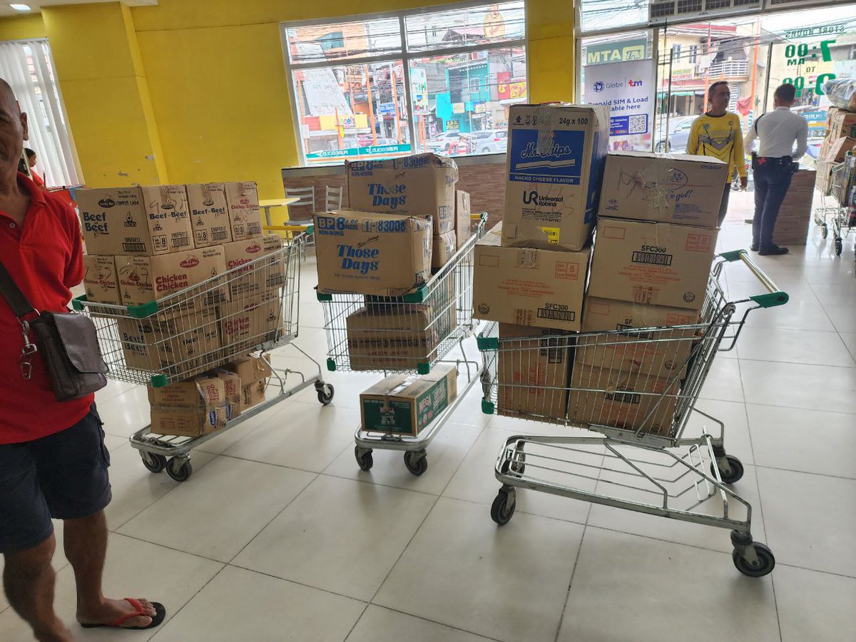 18 Donation Drive tweet media