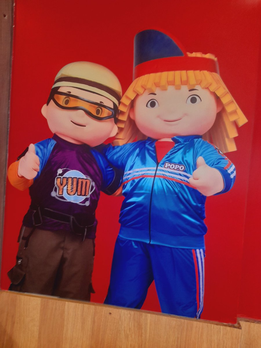 Nkr_VD's tweet photo. Just went to Jollibee, and Yam × Popo feels so canon to me rn https://t.co/FzMAqMLu9X