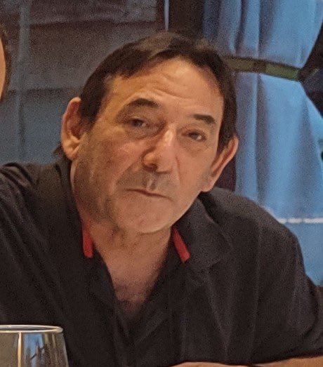 ERCVng's tweet photo. El nostre condol a la família i amics d’Antoni Navarro i a la comunitat educativa en aquests moments difícils. Una gran persona i professor a l’Institut Mallafrè. Que descansi en pau. https://t.co/hQtJU5fPkp
