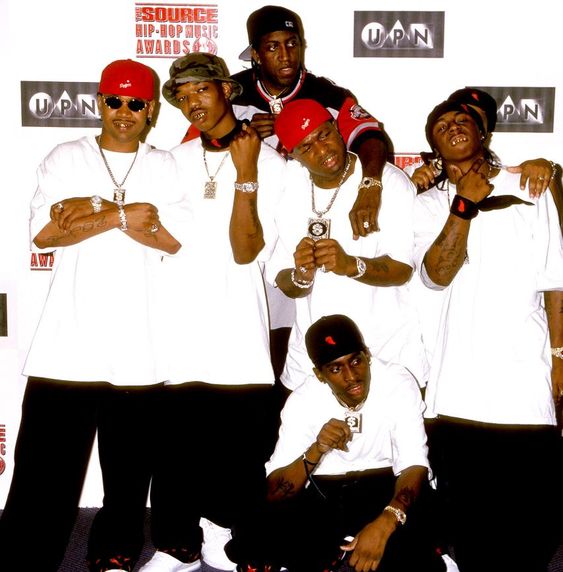 ParisEighty's tweet photo. things were different then... https://t.co/OGJrqTc8RQ