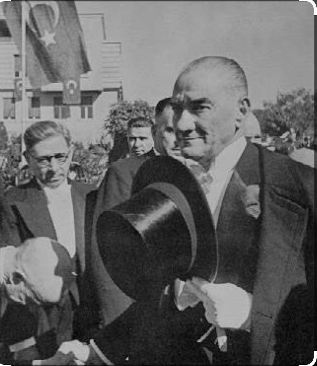 HasirciZeynep's tweet photo. Cumhuriyet karakterdir...Karakterimizi kaybetmediğimiz nice 29 Ekimlere!

#29ekimcumhuriyetbayramımızkutluolsun 🇹🇷🇹🇷🇹🇷 https://t.co/Y2a7aYtRIs