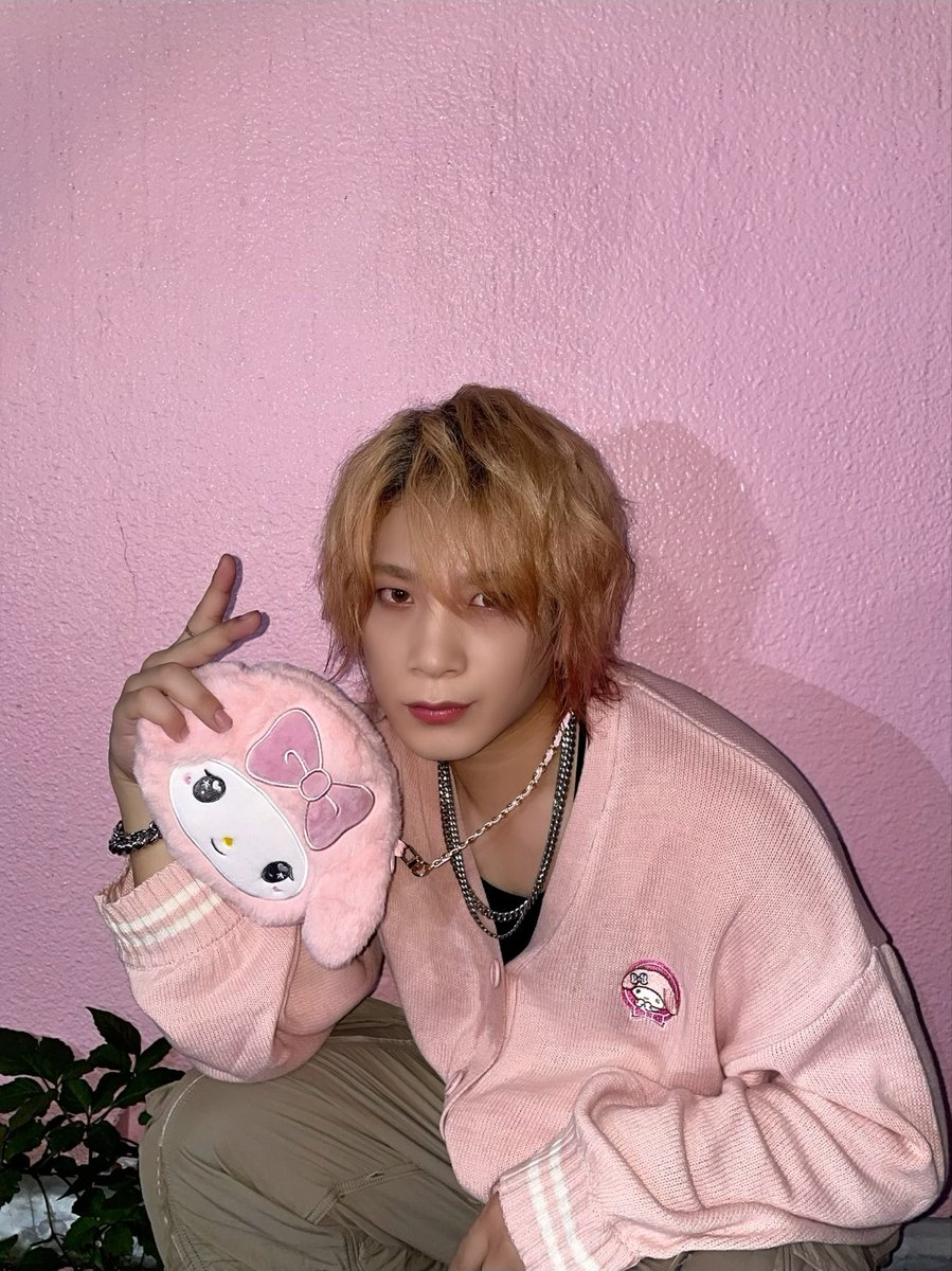 honda_0411's tweet photo. マイメロ✖️29歳 https://t.co/oldFAm0WhR