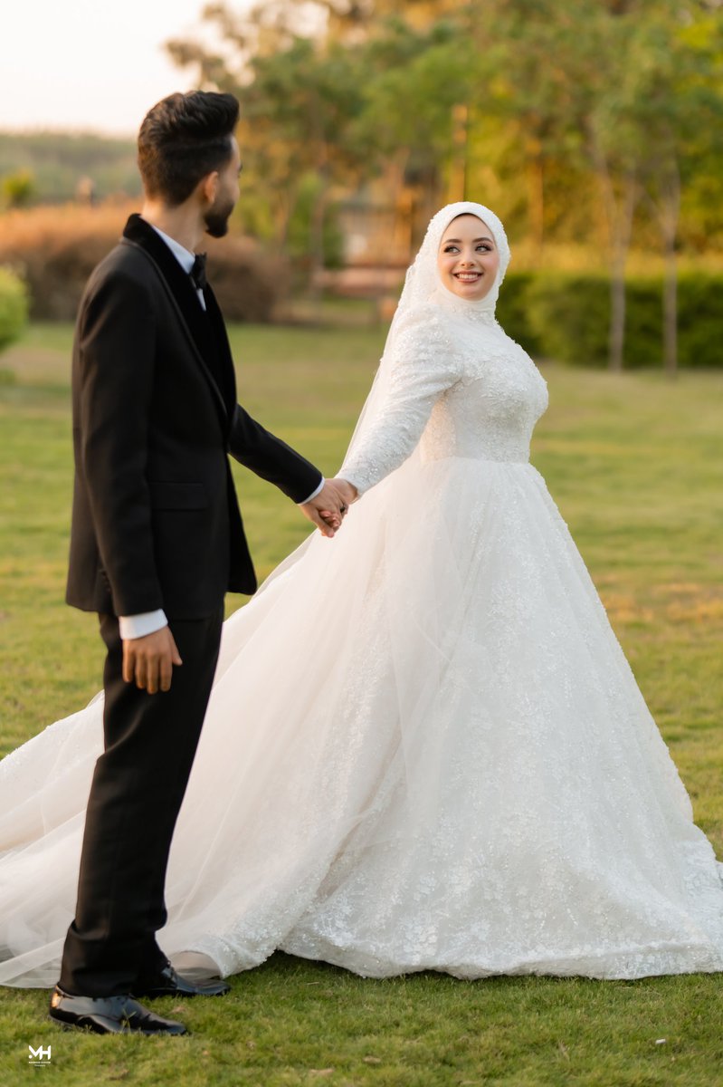 Asmaa Ashraf (@smaashraf8) on Twitter photo " ูุฅูู ุฃุฑุงู ุจุนูู ููุจู ุฌูููุฉู ูุง ู
ู ุจู ู
ููุฑ ุงูุญูุงุฉ ูุทูุจู ''โฅ๏ธ
ูู
ุฃุญุธู ููุท ุจุฒูุฌู ุตุงูุญ ูุฃุจู ุญููู ูุฃุจูุงุฆู ุจู ุญุธูุช ุฃูุถูุง ุจุตุฏูู ูุงูู ูุทุจูุจ ูุงุฌุญ
ููุฃูุง ูุฏ ุญุธูุช ุจูู ูุตูุจู ูู ุงูุฏููุง ูู
ุง ุฃุฑูุนู ูุตูุจโฅ๏ธ " ูุฅูู ุฃุฑุงู ุจุนูู ููุจู ุฌูููุฉู ูุง ู
ู ุจู ู
ููุฑ ุงูุญูุงุฉ ูุทูุจู ''โฅ๏ธ
ูู
ุฃุญุธู ููุท ุจุฒูุฌู ุตุงูุญ ูุฃุจู ุญููู ูุฃุจูุงุฆู ุจู ุญุธูุช ุฃูุถูุง ุจุตุฏูู ูุงูู ูุทุจูุจ ูุงุฌุญ
ููุฃูุง ูุฏ ุญุธูุช ุจูู ูุตูุจู ูู ุงูุฏููุง ูู
ุง ุฃุฑูุนู ูุตูุจโฅ๏ธ