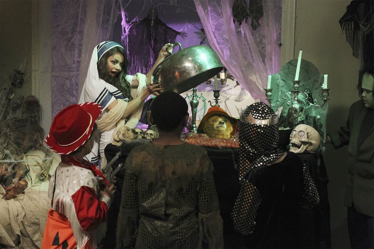 I Photoshop Paddington into a movie, TV show, or pop culture until I forget: Day 1329