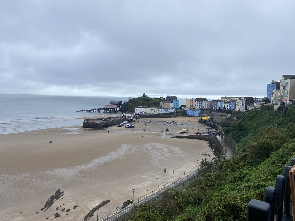 Zoe_Williams86's tweet photo. Tenby, prawns and hot tub #relax #tenby #kaowood #carmarthen #Pembrokeshire #peace #fun #makingmemories https://t.co/4p51e7CxvE