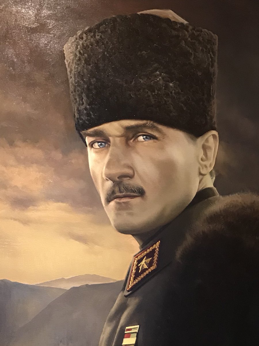 semSenem's tweet photo. #29EkimCumhuriyetBayramı mız kutlu olsun 🇹🇷♾️❤️
Yaşasın Cumhuriyet 
Başkomutan Gazi Mustafa Kemal Atatürk ve silah arkadaşlarına saygı ve minnetle…
#Atatürk #yaşasıncumhuriyet https://t.co/dpelBljtM4