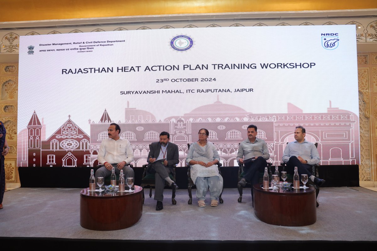 NRDC_India's tweet photo. #NRDCEvents #NewThread
Last week @NRDC under the aegis @ndmaindia & support from the Disaster Management, Relief & Civil Defence Department, @RajGovOfficial hosted the 'Rajasthan Heat Action Plan (HAP) Training Workshop' in Jaipur. (1/4) https://t.co/W4znoBLhBC