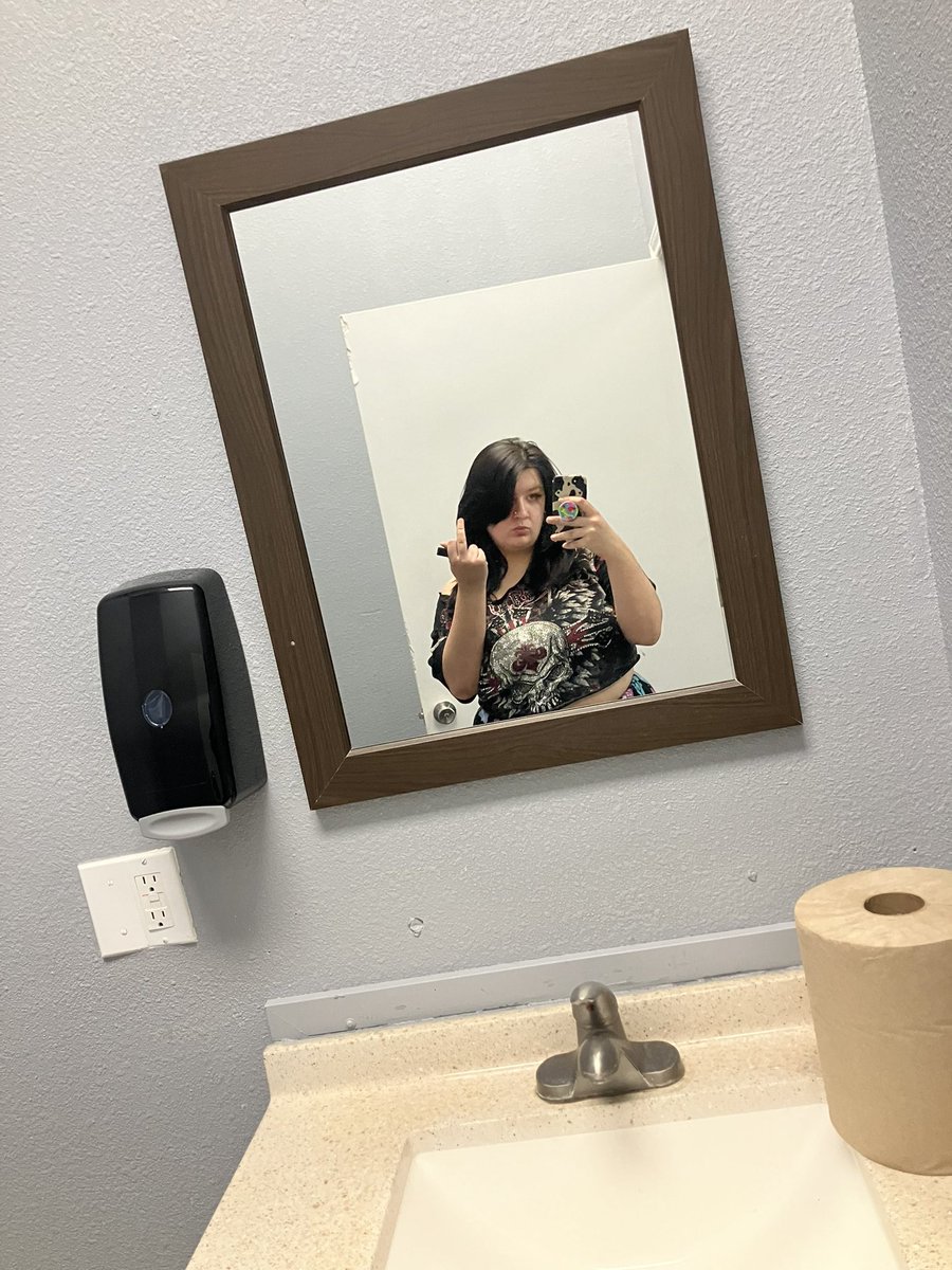 goddess_moon_'s tweet photo. shes a ten and she let her friends humiliate you …. actually she’s the 100.😽🖤🥱

findom finsub collegebrat crypto asiandomme feetpics footworship soles feetfetish toes arches cei sph joi tpe paypig exposure cbt humiliation rtpig cashcow whalesub humanATM https://t.co/GMy2VBkKQU