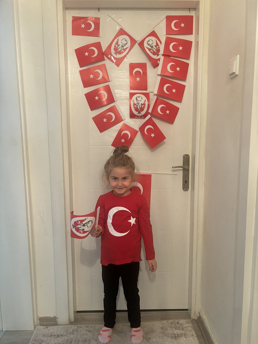 Cumhuriyete açılan kapımız #AtamızdanMiras