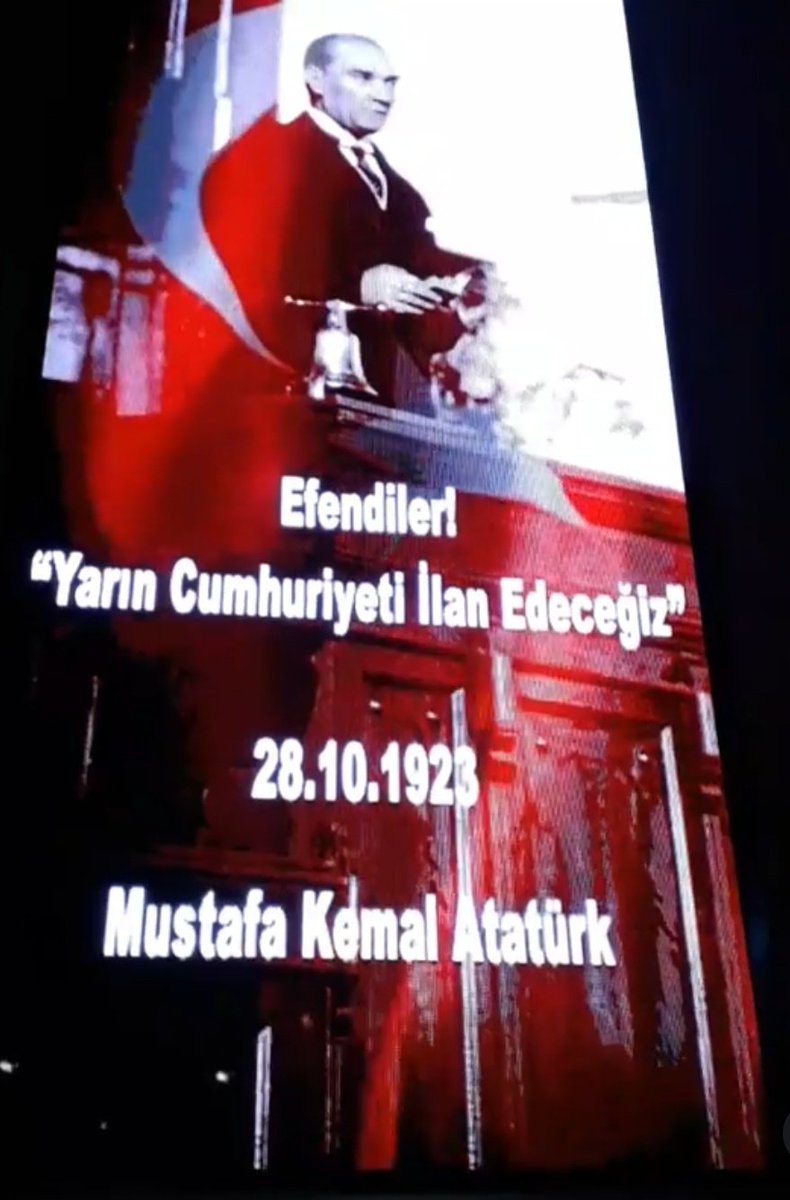 Cumhuriyetimizin 101 yılı  
kutlu olsun. 🇹🇷🇹🇷🇹🇷
#CumhuriyetBayramıHaftası
