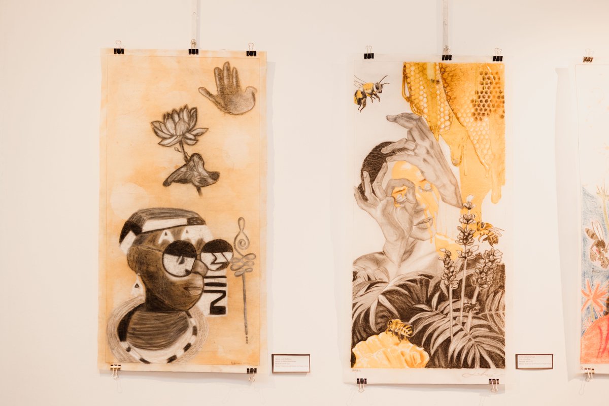 A huge thank you to everyone that made it out to the exhibition opening of Threads. 

The Botanical Garden Gallery is opening Mon - Fri at 09:00 - 16:00 for viewing. 
#nwugallery