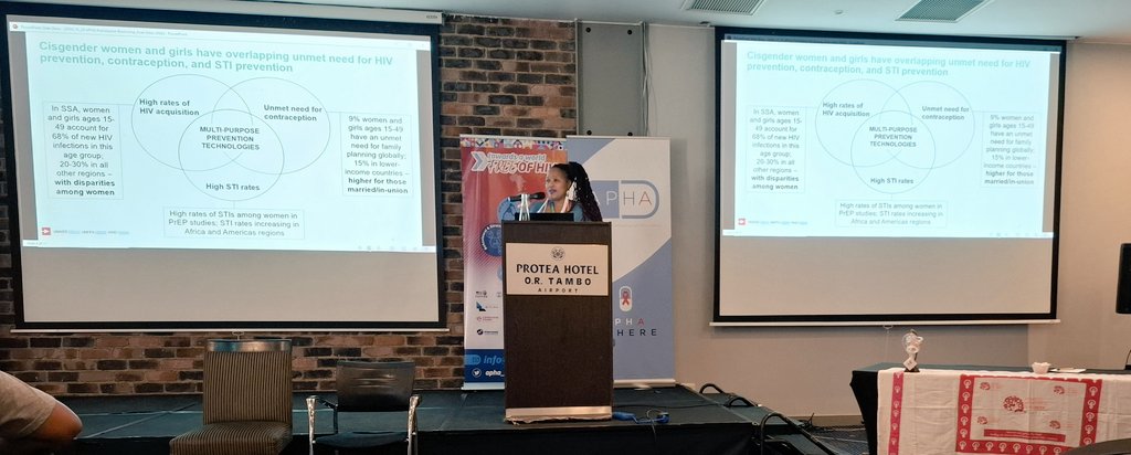 apha_sa's tweet image. Nandi Sikwana from @HIVpxresearch leading a session on Multi-Purpose Technologies, focusing on the Dual Prevention Pill! This innovation represents a big step forward in HIV prevention and reproductive health. 

#PreVolutionBootCamp 
#APHA
#ShoutItNow