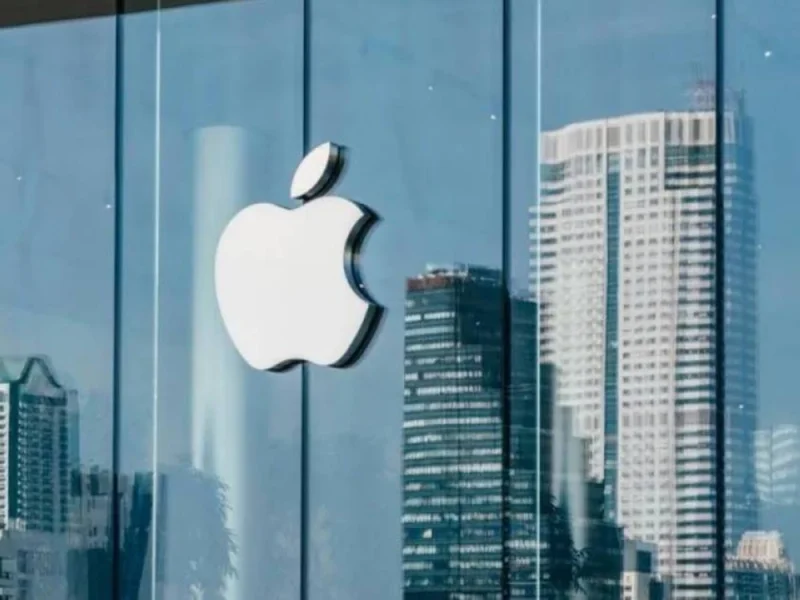 GulfTimes_QATAR's tweet photo. #Apple releases first set of '#Apple_Intelligence' features
https://t.co/qrsqt80EU9 https://t.co/rtlID7figg