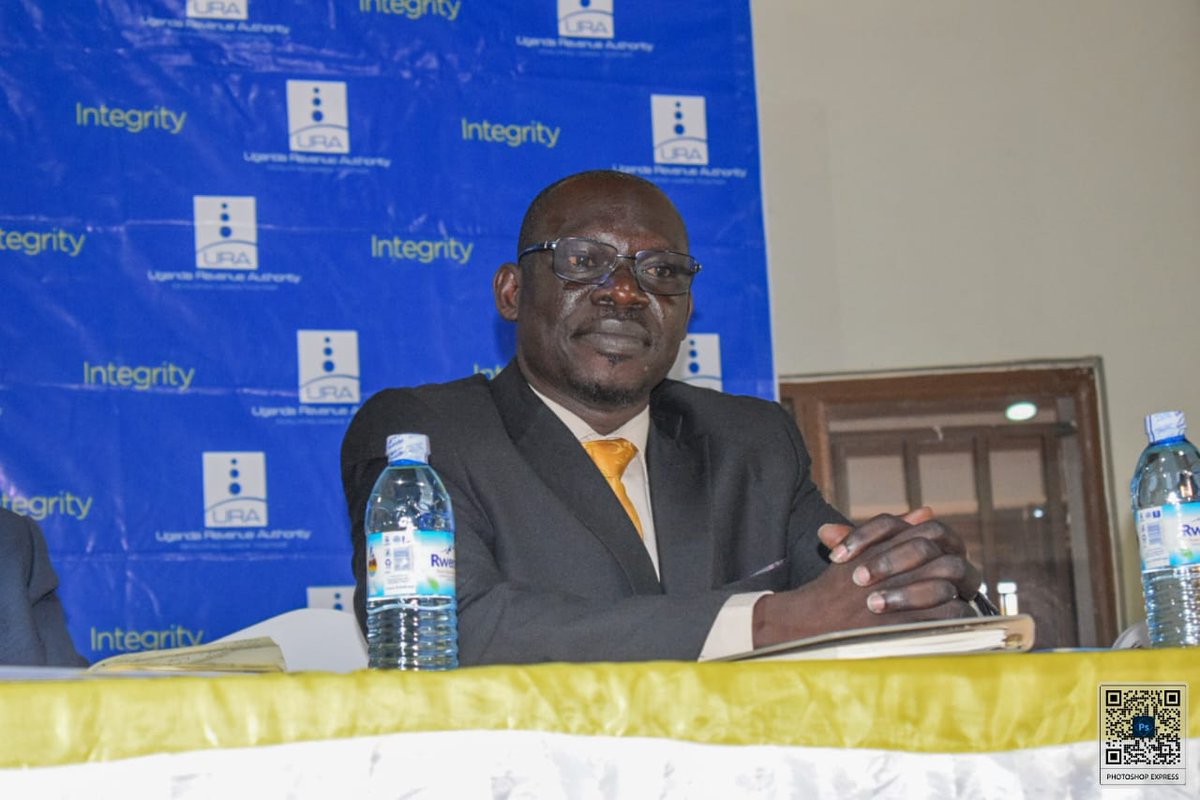 URAuganda's tweet photo. 🌍Arua City

Today, URA is having an integrity forum with the business community in Arua with the objective of introducing the taxpayers to the new URA zero corruption policy which is under the newly formed Integrity department at URA. 

This is in a bid to combat corruption hence closing revenue linkages. 

The forum will also be opened up to taxpayers who will raise their concerns and how best they can be served by URA to develop Uganda together.
#TPAS24
#RegionalIntegrityForum