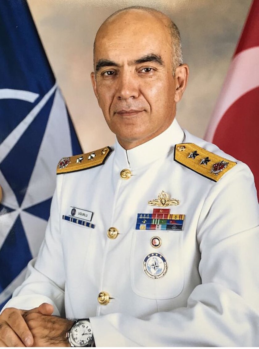 Çelik ve Çiçek karışımı, mangal yürekli, demir bilekli komutanlarımızdan Zeki Amiralimi tanımak isterseniz, buyurun ilgili linkler:

➡️ Kardeşin Duymaz - Belgesel

➡️ Sürgün Umutlar - Belgesel

➡️ Bir Amiralin Dilinden 15 Temmuz - Söyleşi

youtube.com/@alesta2002?si…