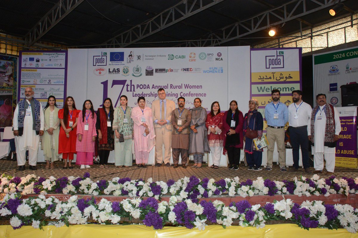Norway in Pakistan (@norwayinpak) on Twitter photo At the 17th Annual Rural Women Conference hosted by <a href="/PodaPakistan/">PODA Rural Women Leadership Alliance - Pakistan</a>, 🇳🇴 Ambassador Per Albert Ilsaas congratulated PODA for fostering critical dialogue on women’s rights, and reaffirmed Norway’s commitment to empowering girls through partnerships that combat gender-based violence. At the 17th Annual Rural Women Conference hosted by <a href="/PodaPakistan/">PODA Rural Women Leadership Alliance - Pakistan</a>, 🇳🇴 Ambassador Per Albert Ilsaas congratulated PODA for fostering critical dialogue on women’s rights, and reaffirmed Norway’s commitment to empowering girls through partnerships that combat gender-based violence.