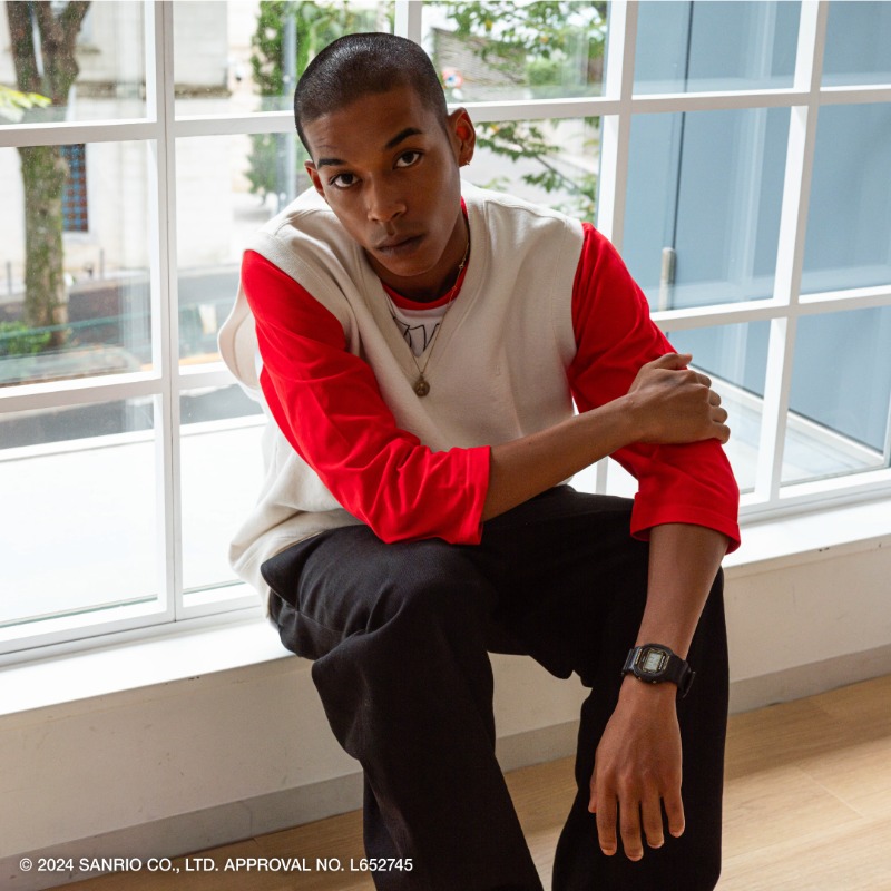 GSHOCK_OFFICIAL's tweet photo. 【NEW PRODUCT】
日本を代表するキャラクター #ハローキティ とカシオ時計事業が共に #50周年 であることを記念して誕生したコラボレーションモデル!
バックライト点灯時には、オリジナルGリボンが浮かびあがる特別なモデルです🎀
#casio50th