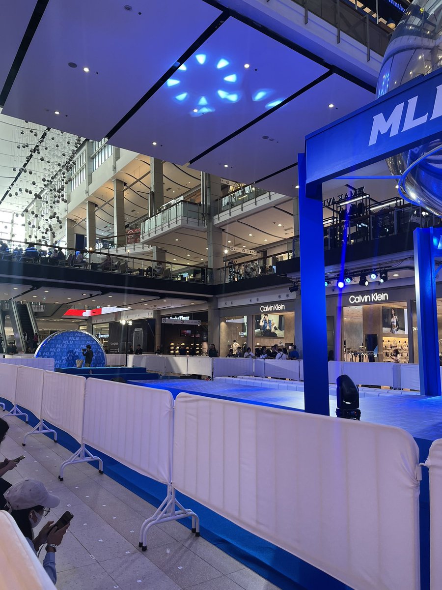 bread544's tweet image. ปล่อยแถว2มุมนี้ค่ะ2ที่
#JISANGakira 
#DICE_SONRAY
#JISANGSchedule
#รับจองที่