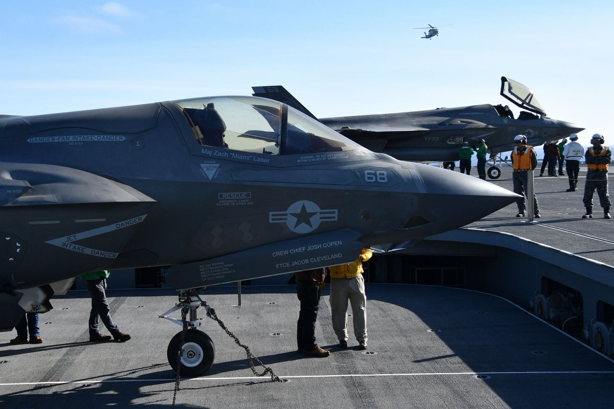 JMSDF_PAO's tweet photo. #F35B が昇降機で甲板から格納庫へと移送される様子です。同機の艦上運用に向け、試験項目を一つ一つ慎重かつ順調に進めております。

「いずも」型護衛艦への #F35B 運用能力付与は、日米の相互運用性を更に向上させるものであり、この能力をもって地域の平和と安定に寄与していきます。 https://t.co/OIt7j8MNRm